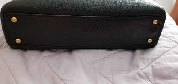 Chanel - Picture 3 of 8